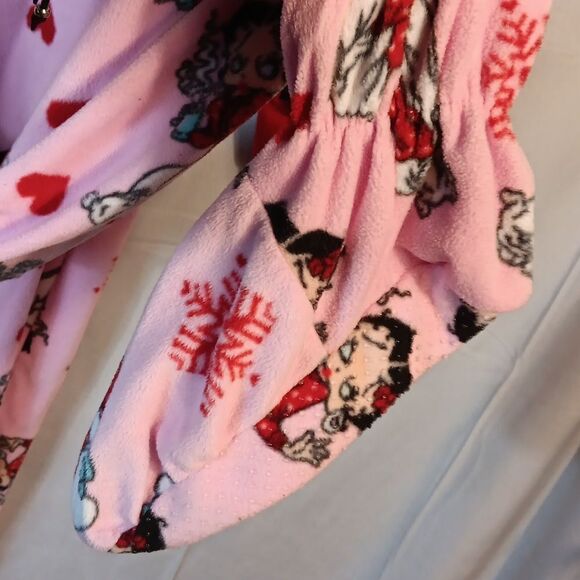 Betty Boop One Piece Footed Sleepwear - Picture 3 of 8